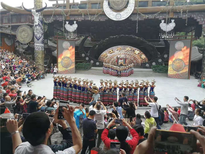 東風(fēng)基地綿陽老兵重走長(zhǎng)征路～貴州西江站