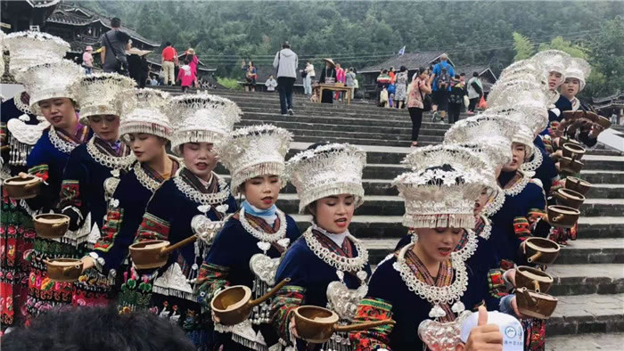 東風(fēng)基地綿陽老兵重走長(zhǎng)征路～貴州西江站